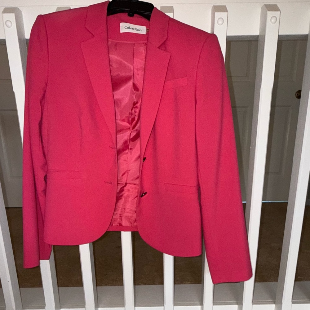 Excellent condition Calvin Klein bright pink Blazer, Sz 8